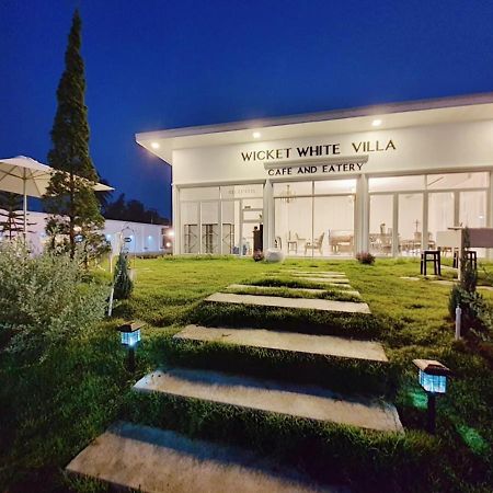 Wicket White Villa Photharam Екстер'єр фото