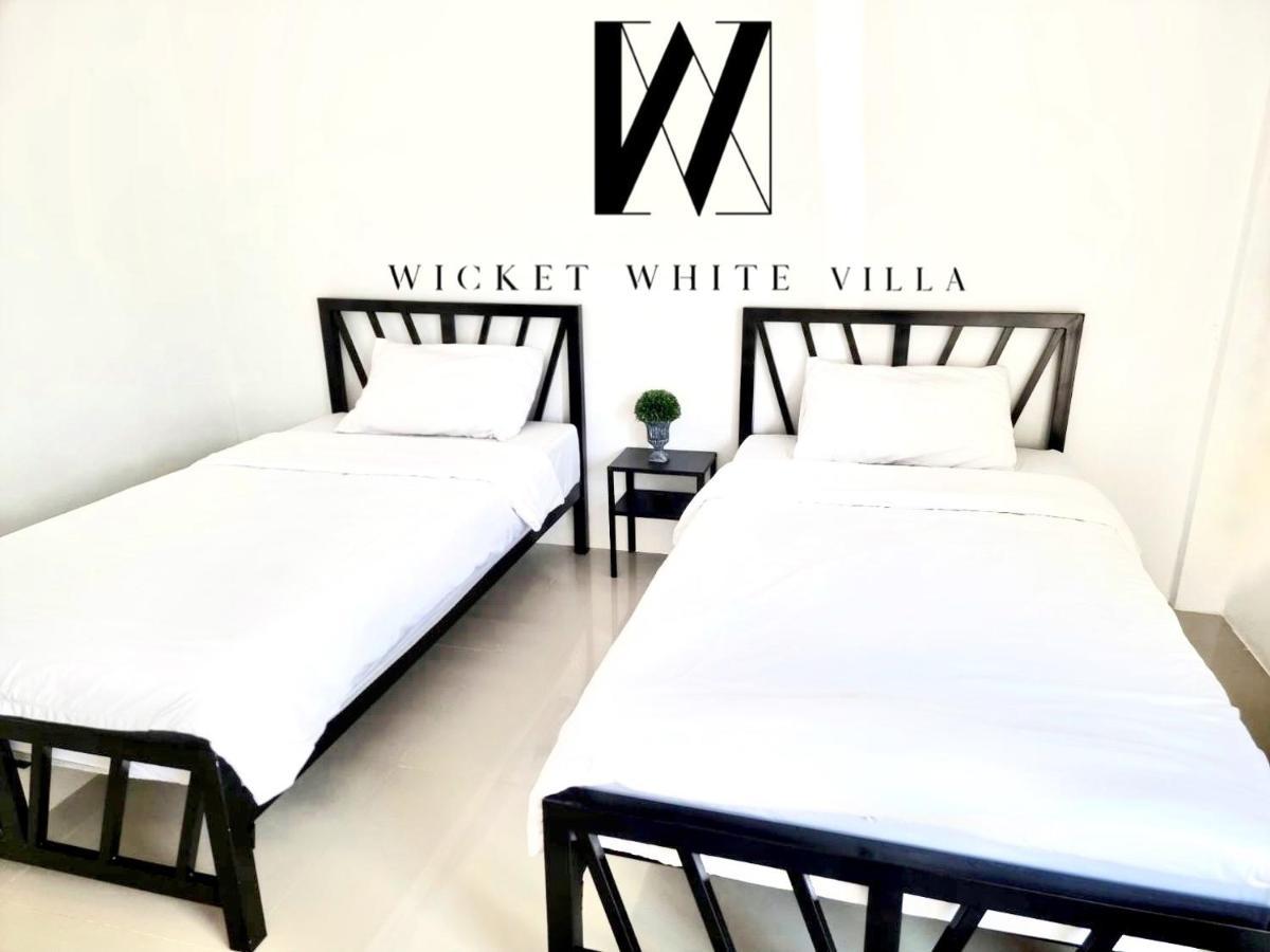 Wicket White Villa Photharam Екстер'єр фото