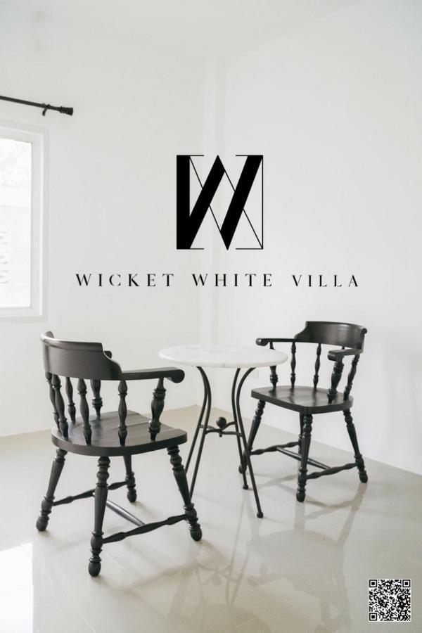Wicket White Villa Photharam Екстер'єр фото