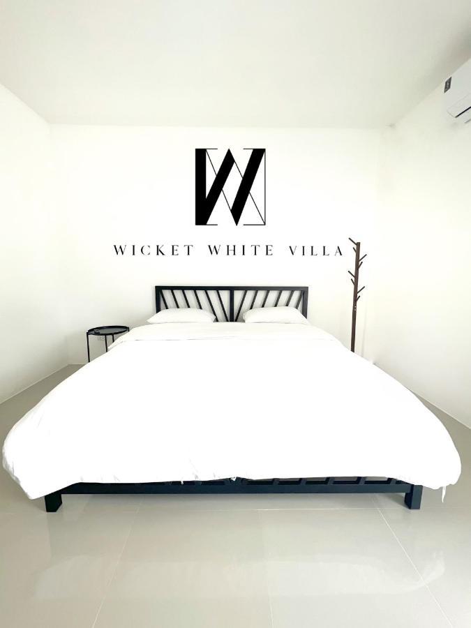 Wicket White Villa Photharam Екстер'єр фото
